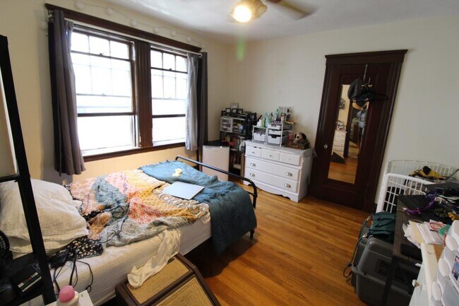 Building Photo - 3.0 bedroom in Cambridge Massachusetts 02140