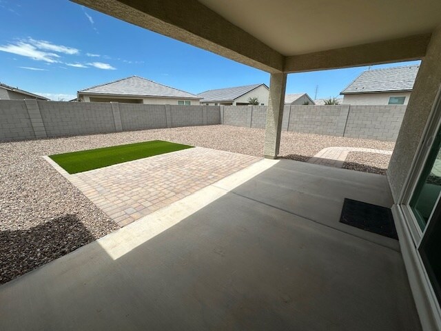 Backyard 1 - 37036 N Hinterwald Way