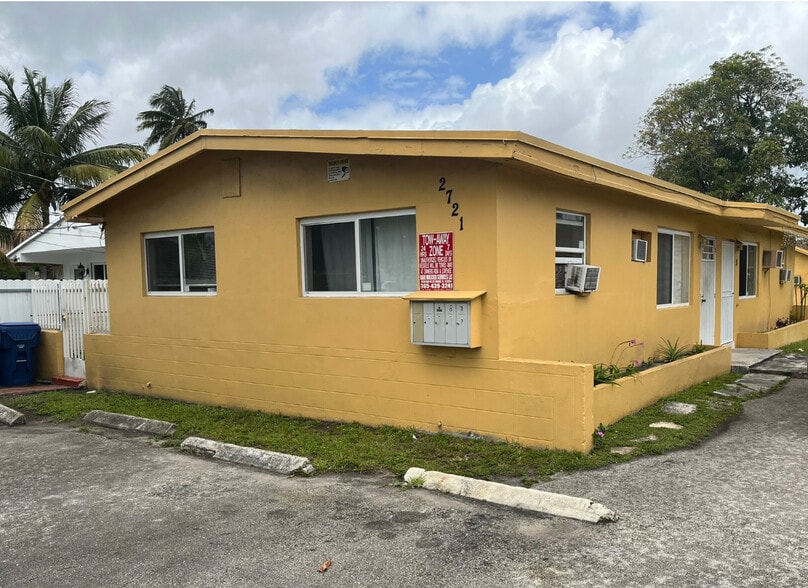 Primary Photo - 2721 NW 28th St