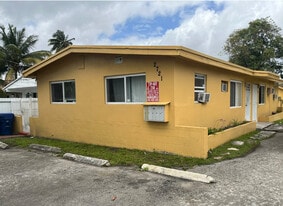 Building Photo - 2721 NW 28th St