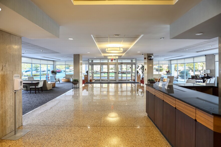 Building Photo - 10500 ROCKVILLE Pike