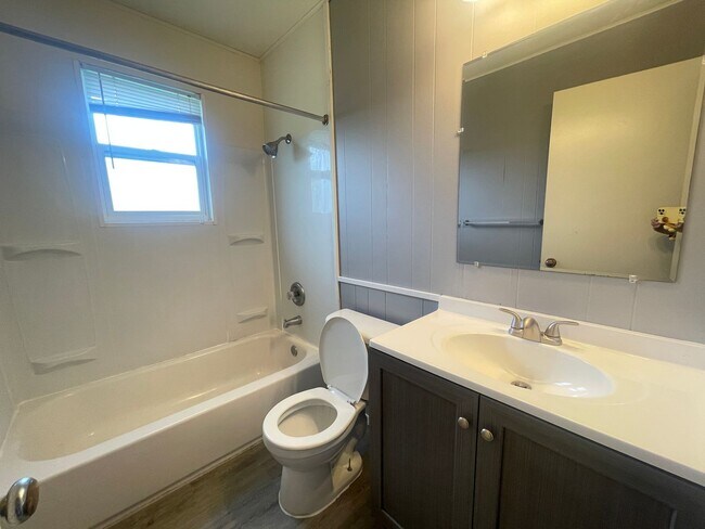 Building Photo - 4551 West Third Street