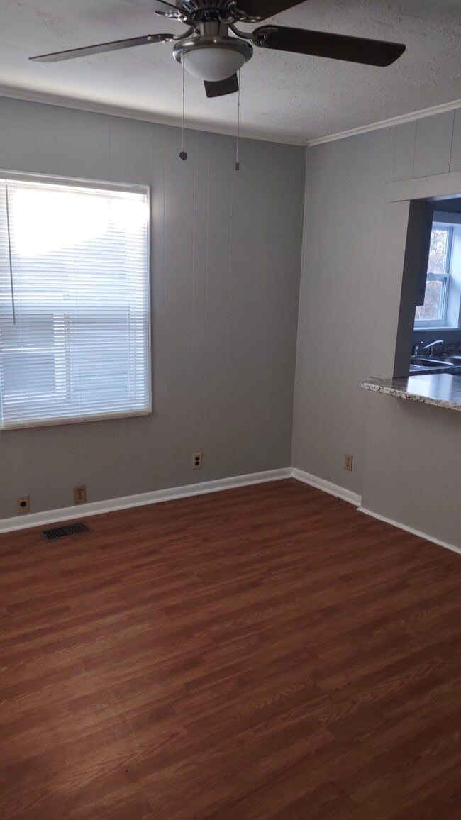 Building Photo - 726 Ben Hur Ave