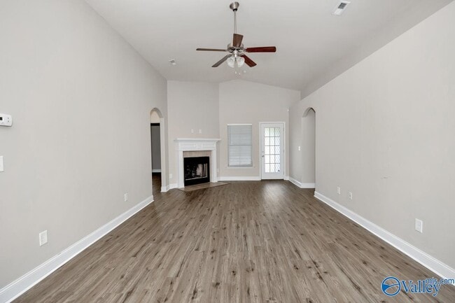 Building Photo - 130 Tybee Dr