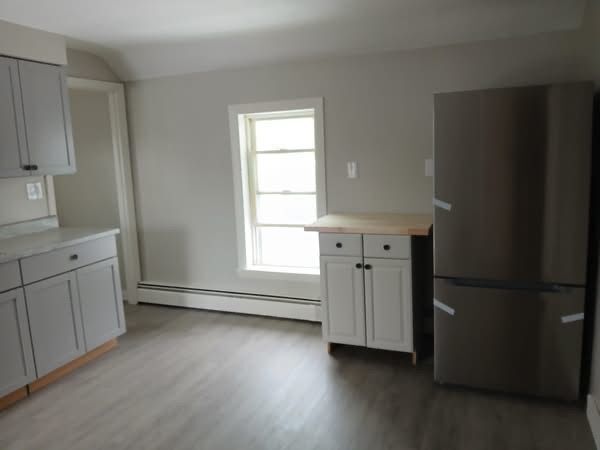 Building Photo - 20 Warwick Neck Ave