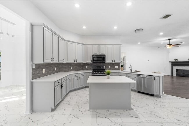 Building Photo - 11543 Valley Pike Ct