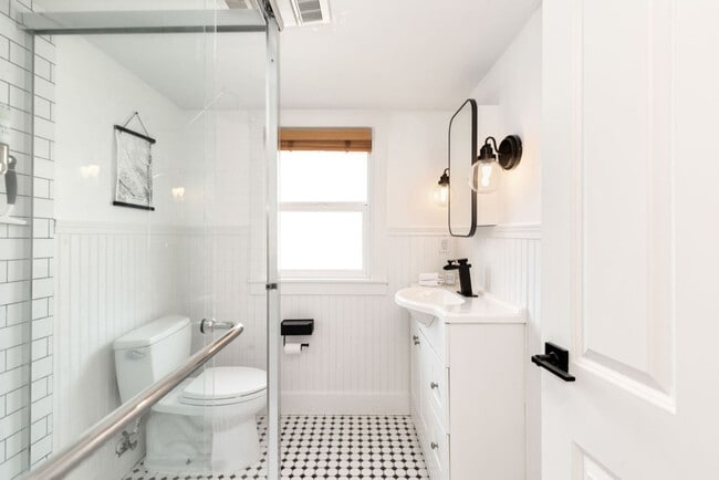 Building Photo - 2749 NW 65th St