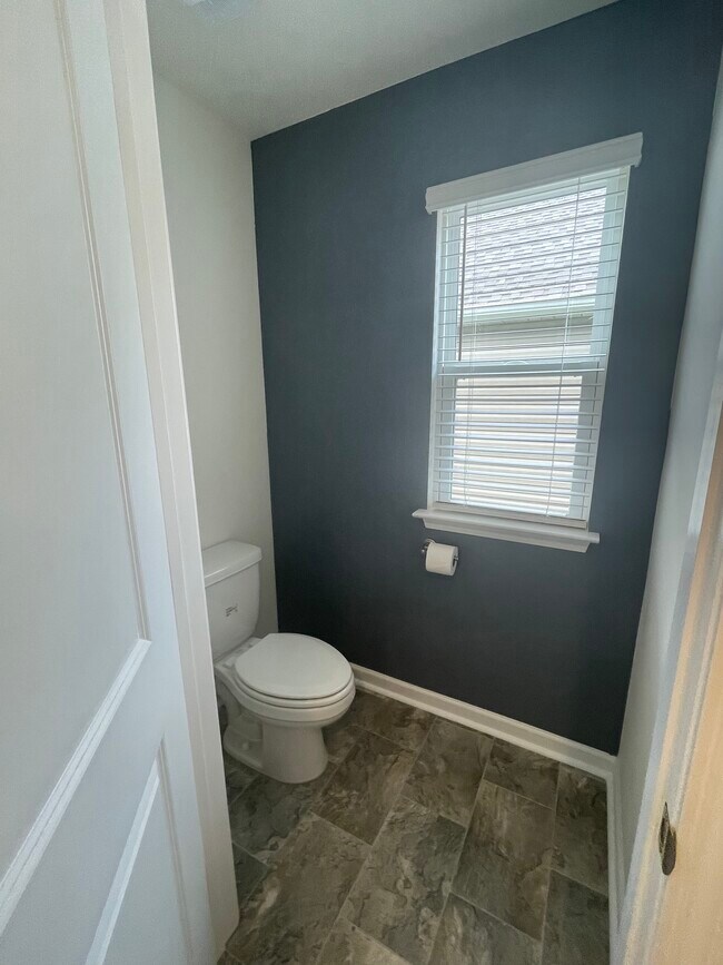 Building Photo - 206 Wanderlust Ct
