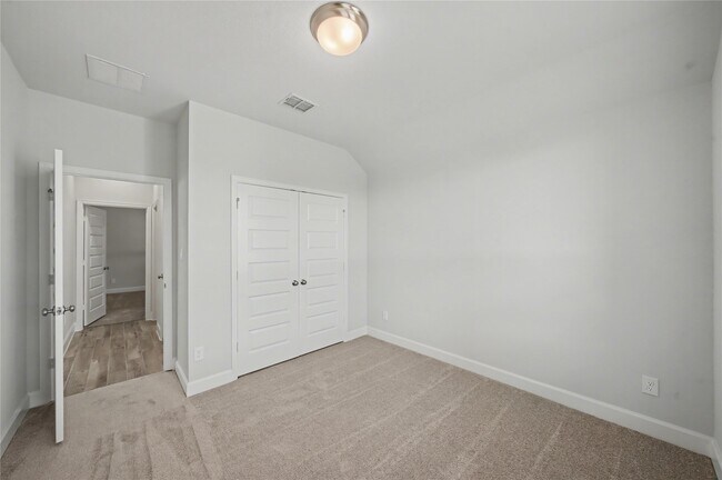 Building Photo - 2919 Orange Leaf Dr