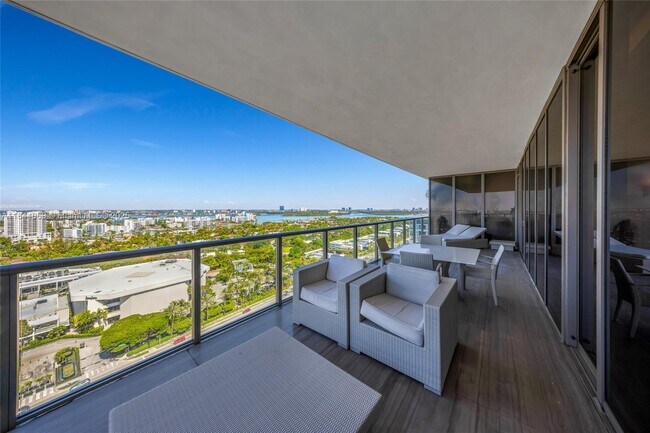 Building Photo - 9705 Collins Ave
