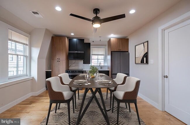 Building Photo - 333 S 21st St