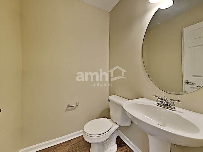 Building Photo - 3132 Champions Trail Ln