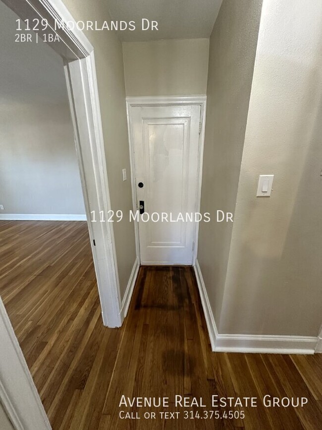 Building Photo - Updated 2 bedroom, 1 bathroom unit in Rich...