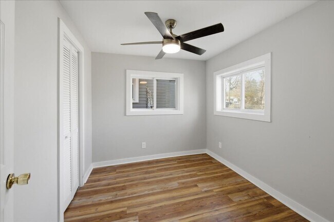 Building Photo - 1138 36th St