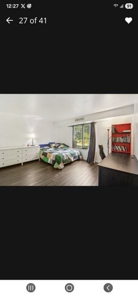 Building Photo - 1405 E Central Rd