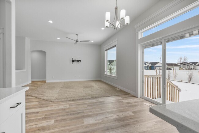 Building Photo - 3 Bed 2 Full Bath home