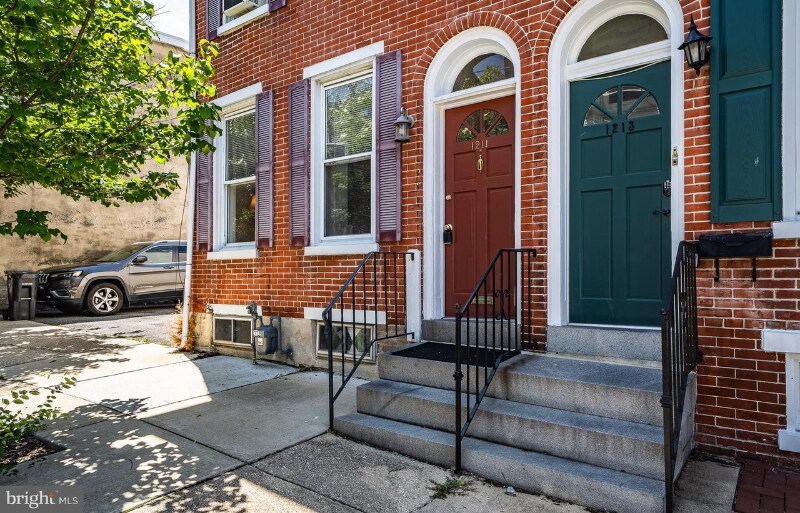 Building Photo - 1211 Tatnall St