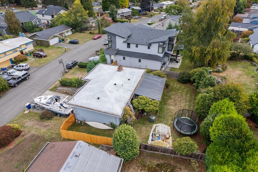 Building Photo - 5227 116th Pl SE