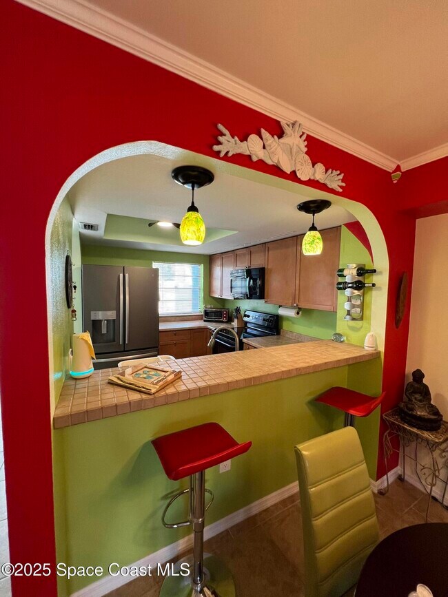 Building Photo - 299 Chandler St