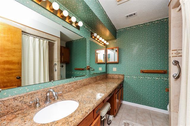 Building Photo - 534 Aspendale Dr