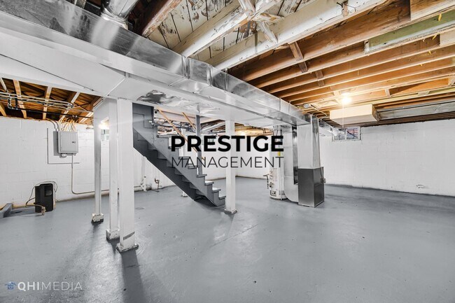 Building Photo - 1325 E 7th Ave