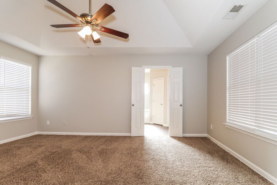 Building Photo - 9093 Weeping Cherry Ln