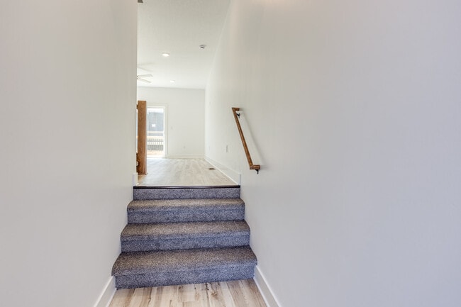 Building Photo - 8541 W 37th St N