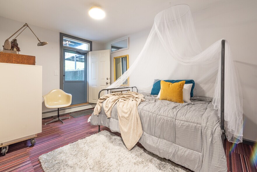 Building Photo - 471 East 144th Street