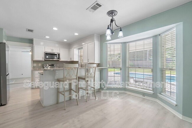 Building Photo - 3893 Paradise Bay Dr