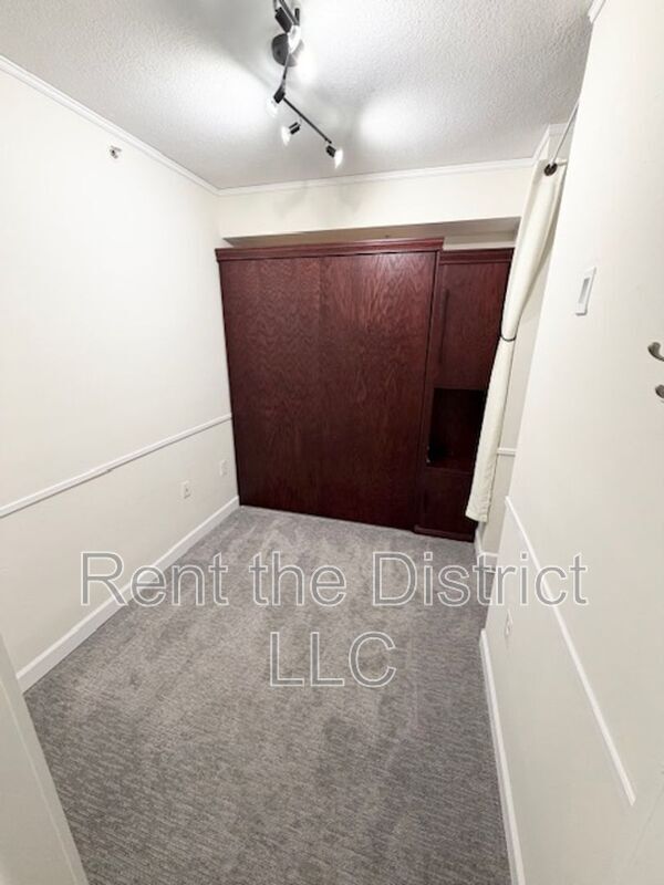 Building Photo - 1010 Massachusetts Ave NW