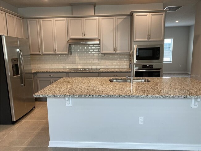 Building Photo - 17704 Passionflower Cir