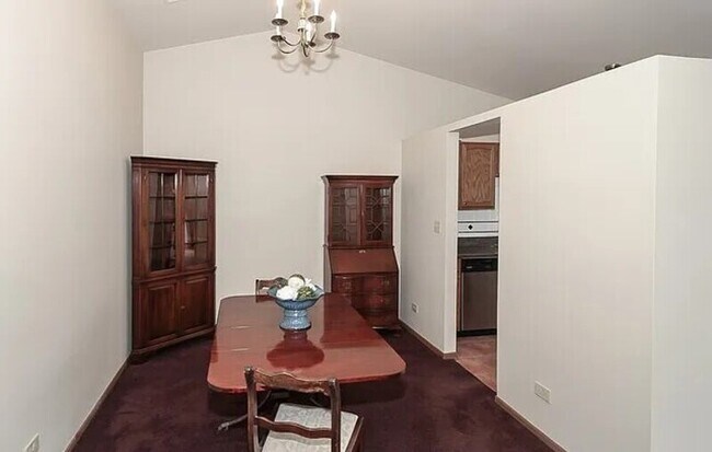 Building Photo - 1732 Chesapeake Ln