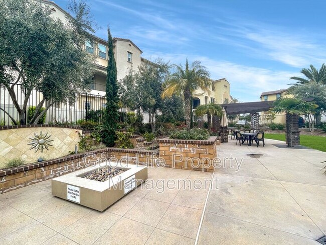 Building Photo - 5510 San Virgilio