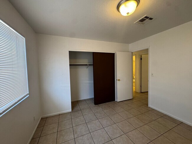 Building Photo - 1539 Monte Vista Dr