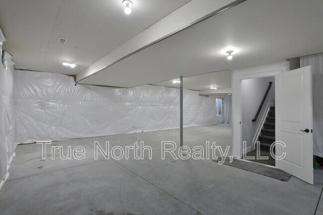Building Photo - 2246 Koester Trce