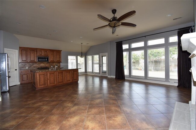 Building Photo - Summer Cloud Lane, Pearland, TX 77584 - 4 ...