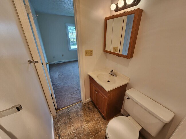 Building Photo - 34 William Penn Dr