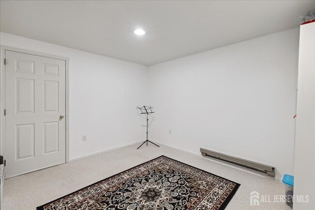 Building Photo - 302 Berkshire Dr