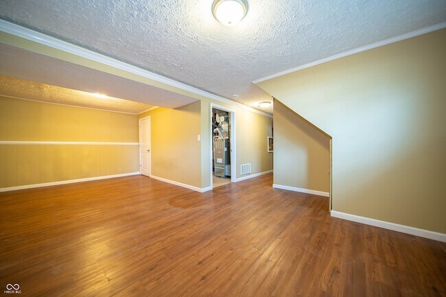 Building Photo - 8307 Castle Farms Rd