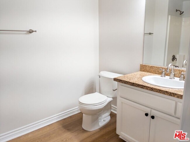 Building Photo - 4832 Whitsett Ave