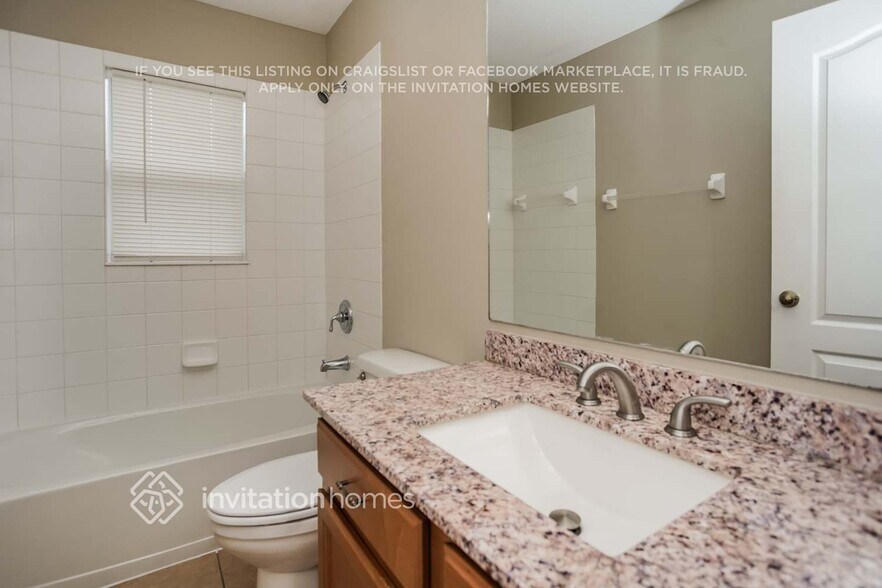 Building Photo - 10232 41st Ct E