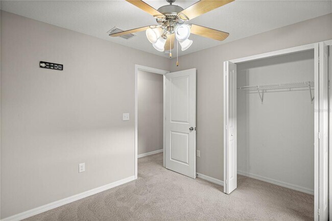 Building Photo - 9261 SW 58th Cir