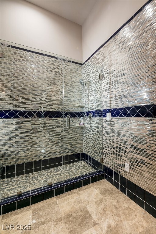 Building Photo - 8801 Palm Greens Ct