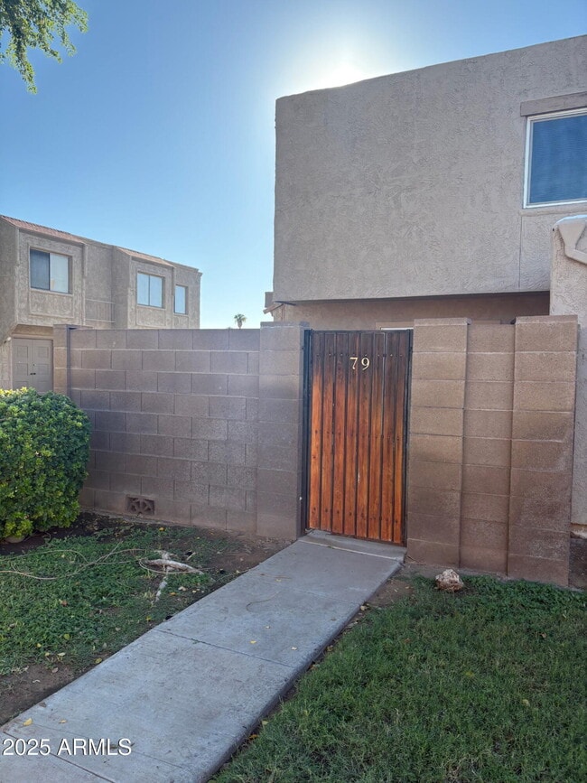 Building Photo - 600 S Dobson Rd