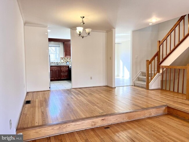 Building Photo - 1525 Templeton Pl