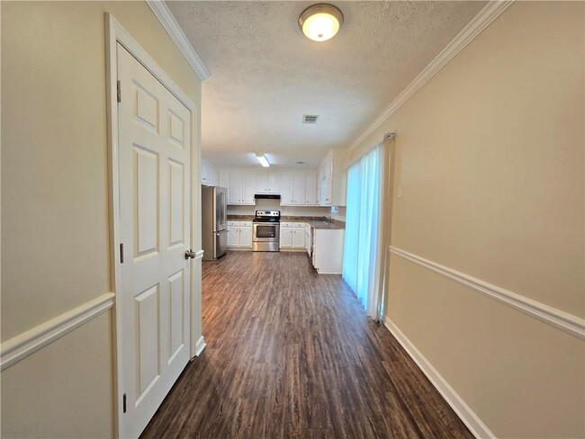 Building Photo - 7846 Melanie Dr