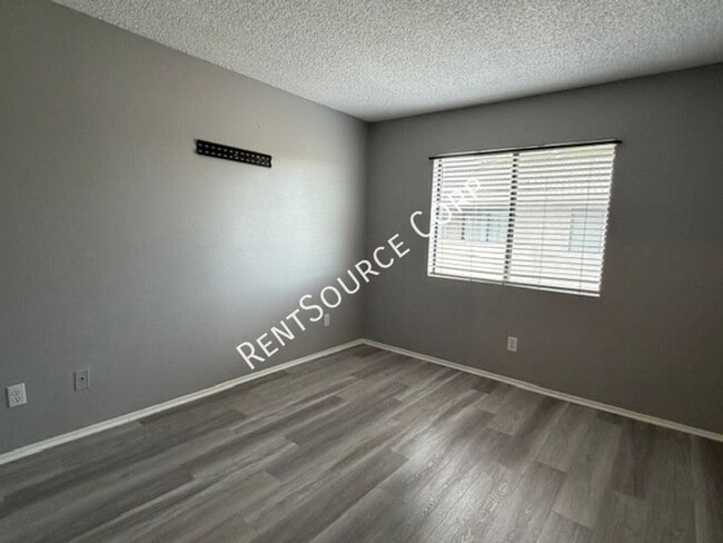 Building Photo - 43711 8th St E
