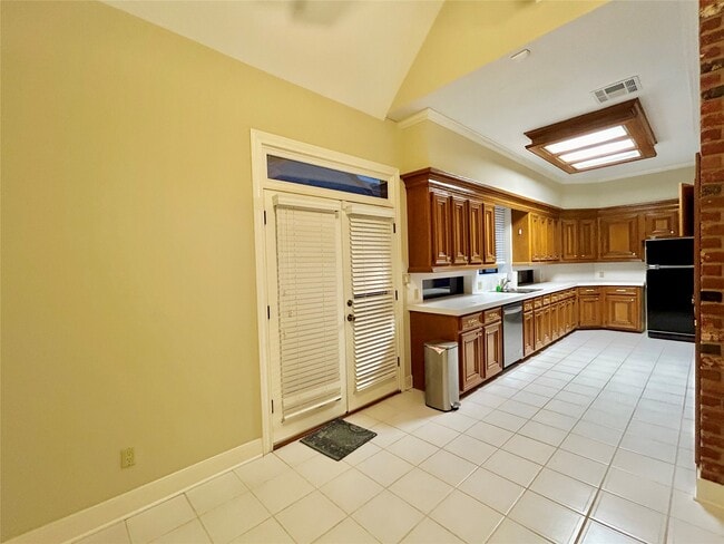 Building Photo - 16306 Knightrider Dr