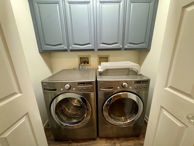 Building Photo - 310 Paoli Trce