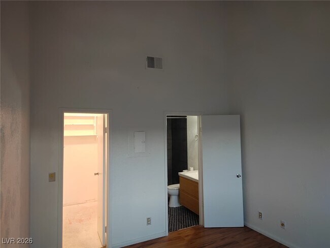 Building Photo - 3602 Gaylord Dr